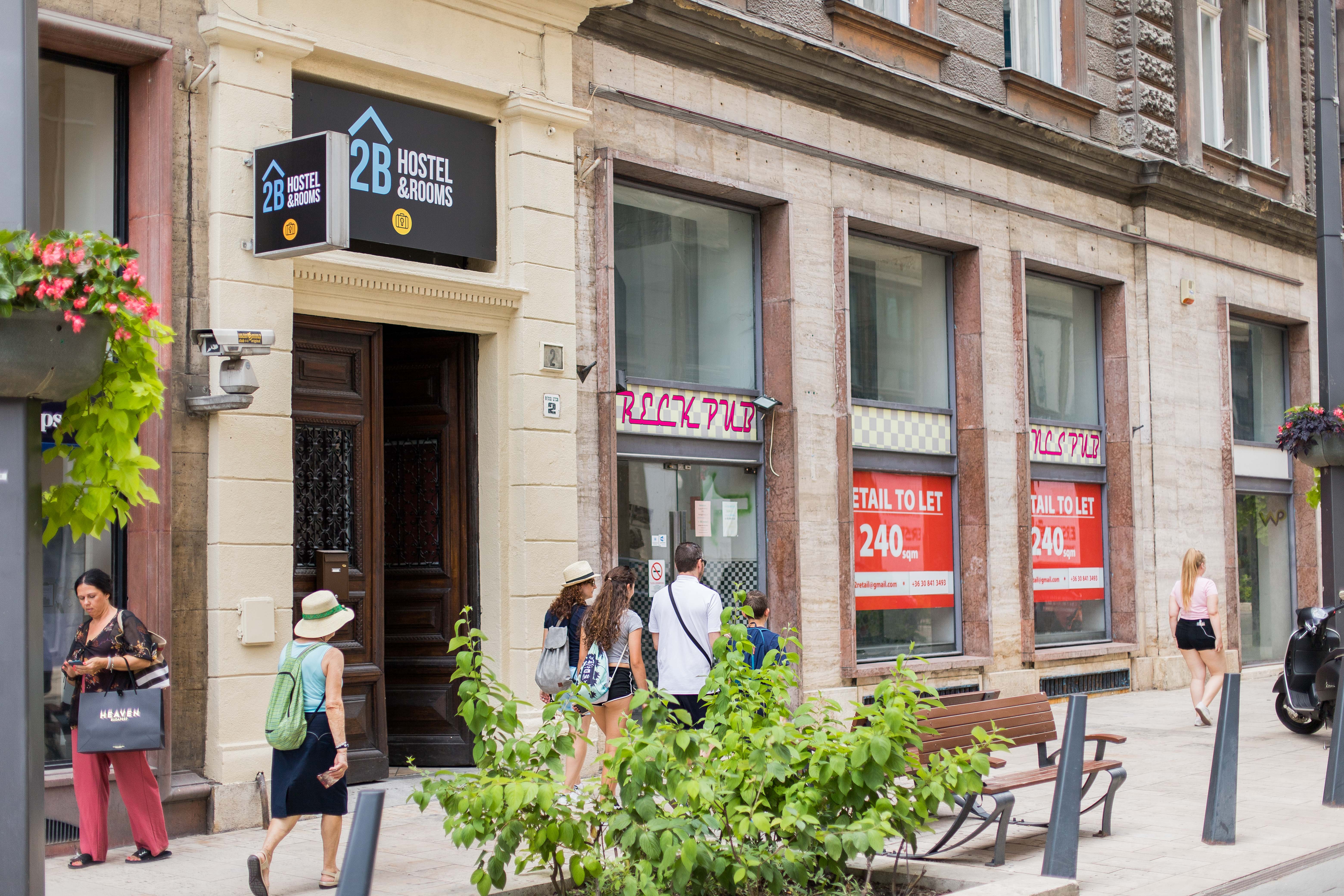 Фото All-Central Hostel