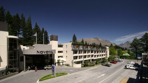 Гостиница Novotel Queenstown Lakeside в Новой Зеландии