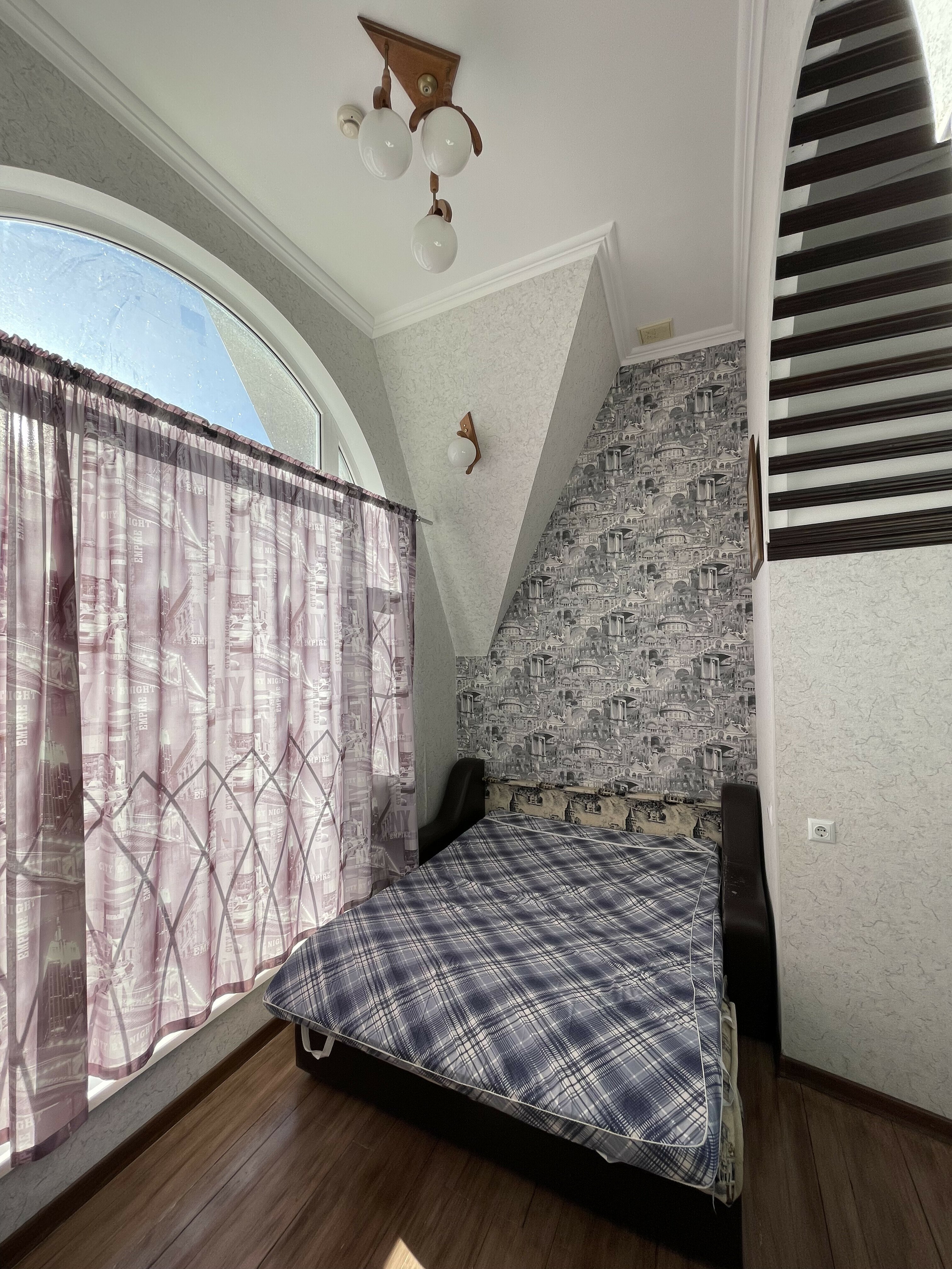 Фото Mountain Cottage