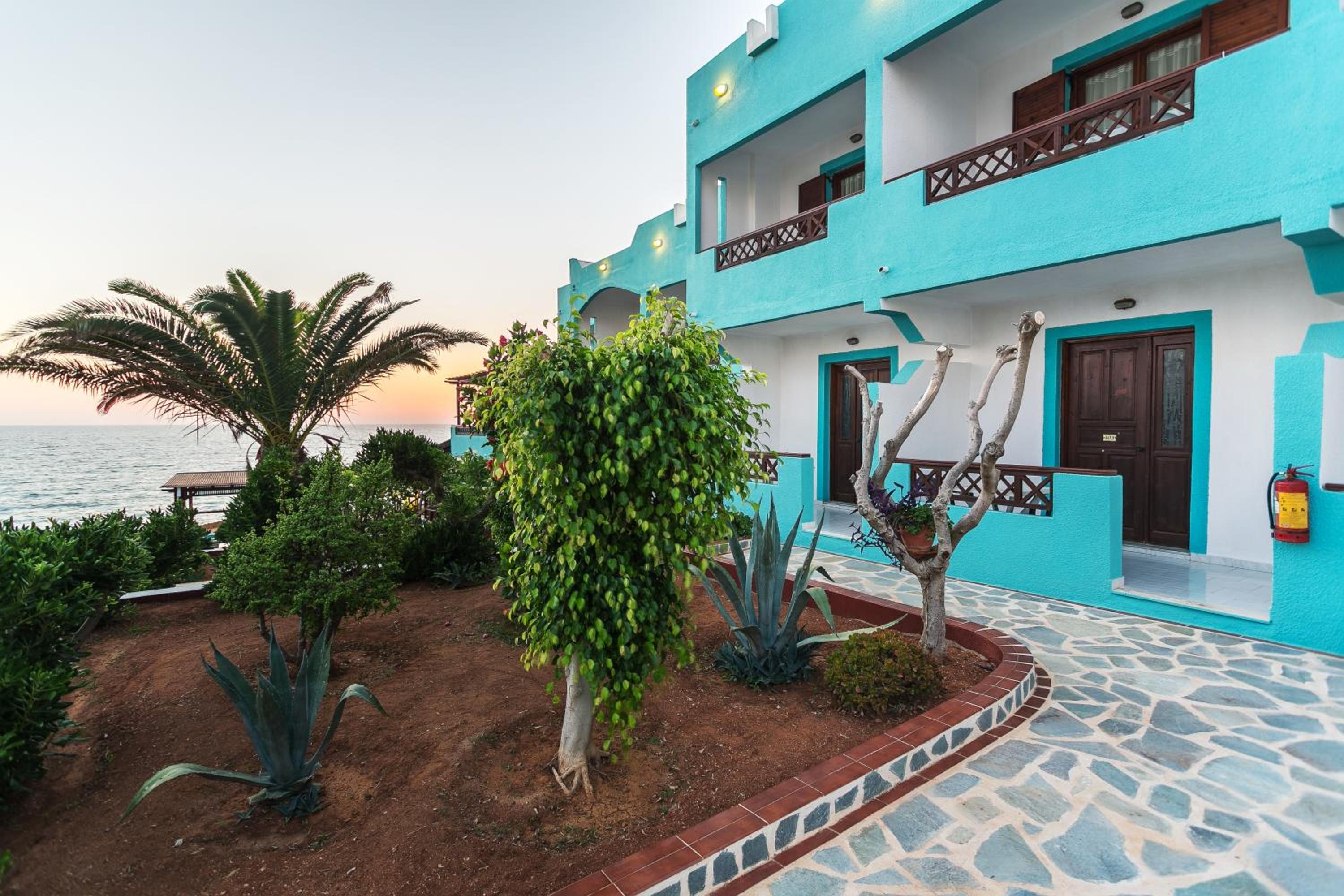 Фото Alpha Studios