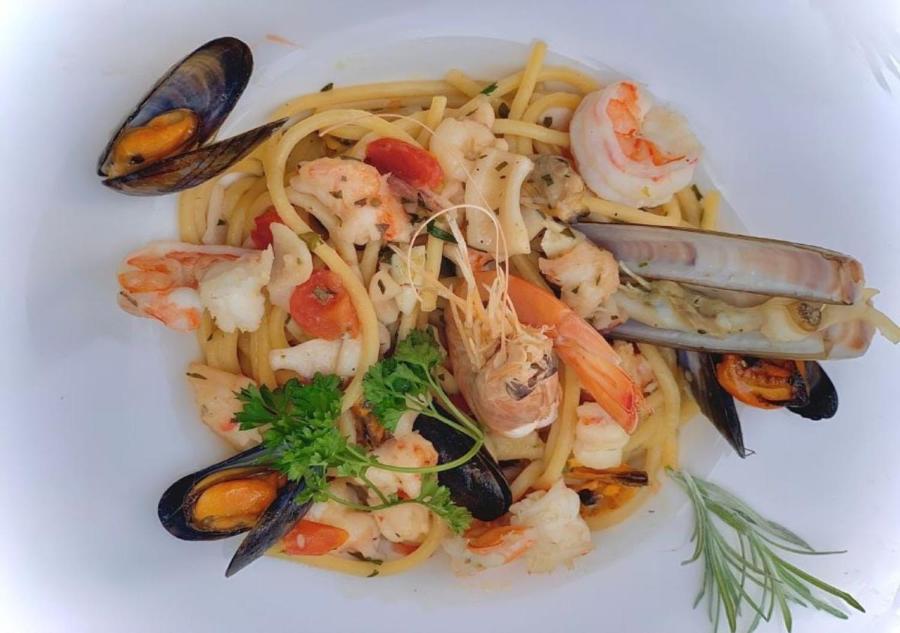 Фото Hotel Oasis