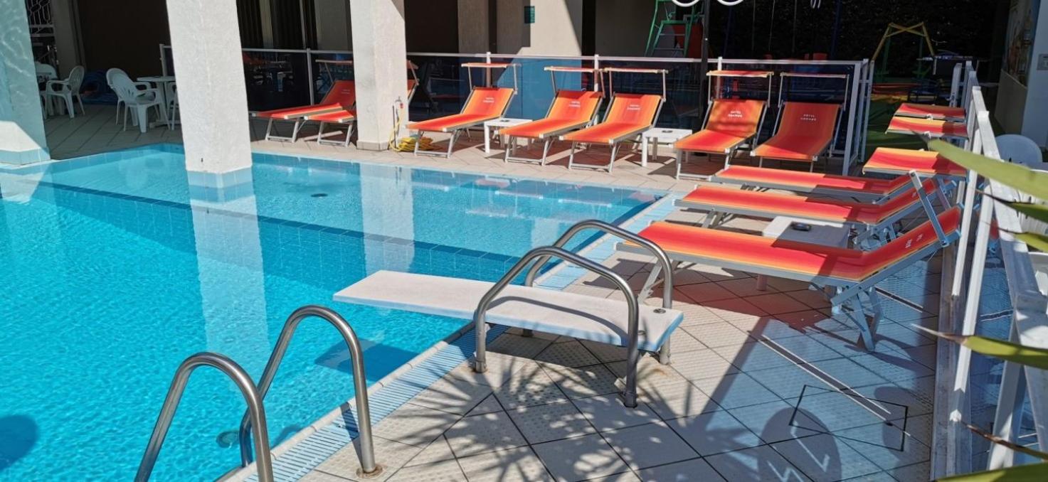 Фото Hotel Cosmos