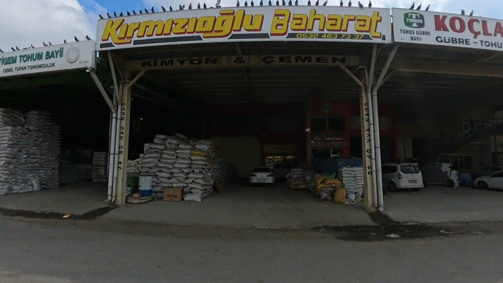 Food ingredients and spices Kirmizioglu Spices, Konya, photo