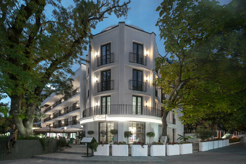 Гостиница Приморье Grand Resort Hotel в Геленджике