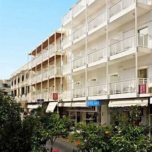 Гостиница Savoy City Hotel