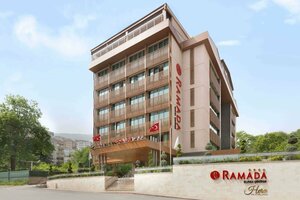Гостиница Ramada by Wyndham Bursa Çekirge Thermal & SPA