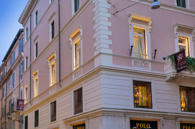 Гостиница Boutique Centrale Palace Hotel  в Риме