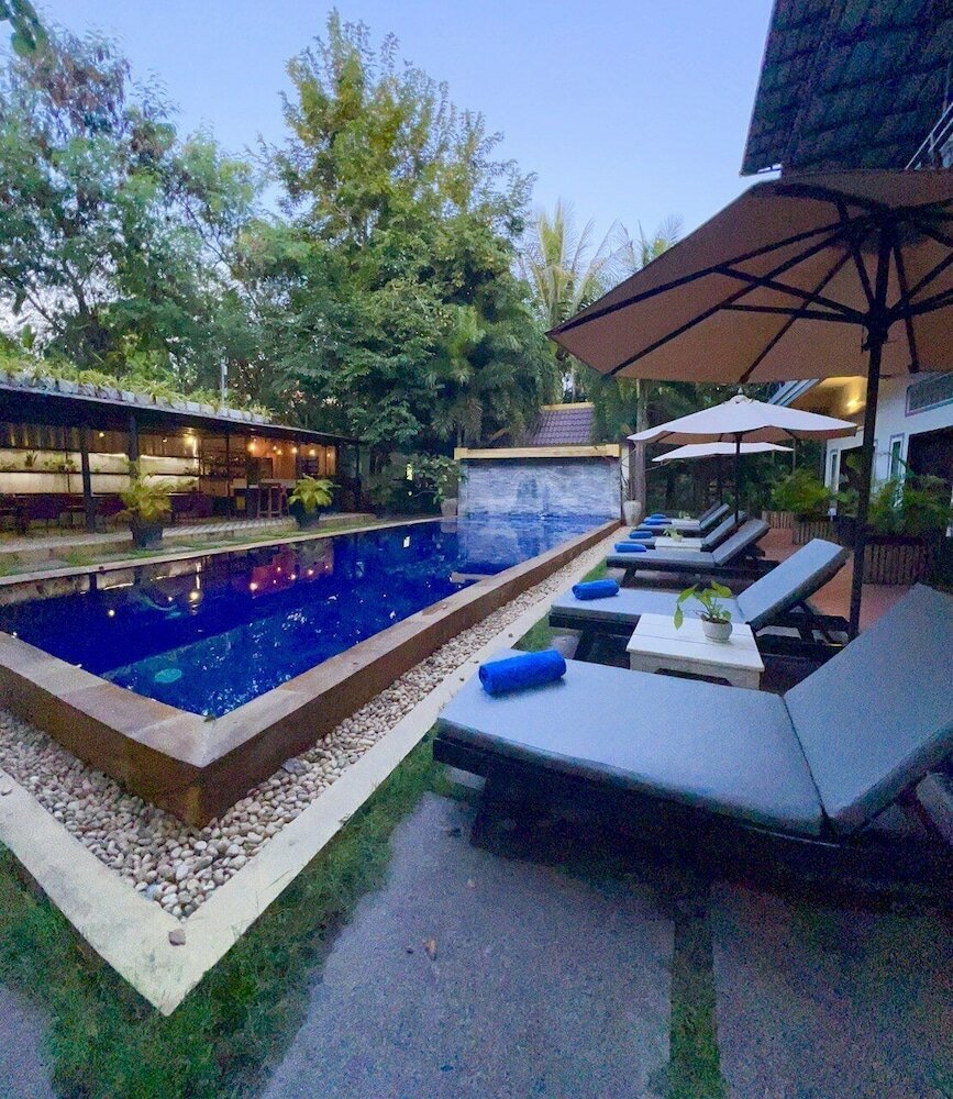 Фото The Local Time Village