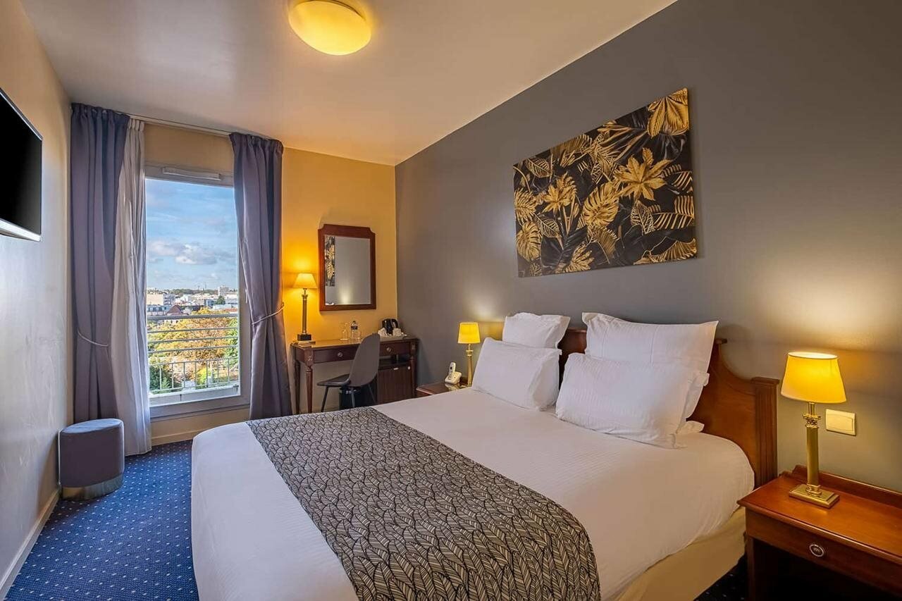 Фото Amiral Hôtel