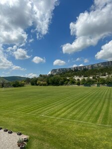 Inkomsport (посёлок городского типа Куйбышево, Спортивная улица, 2), hotel