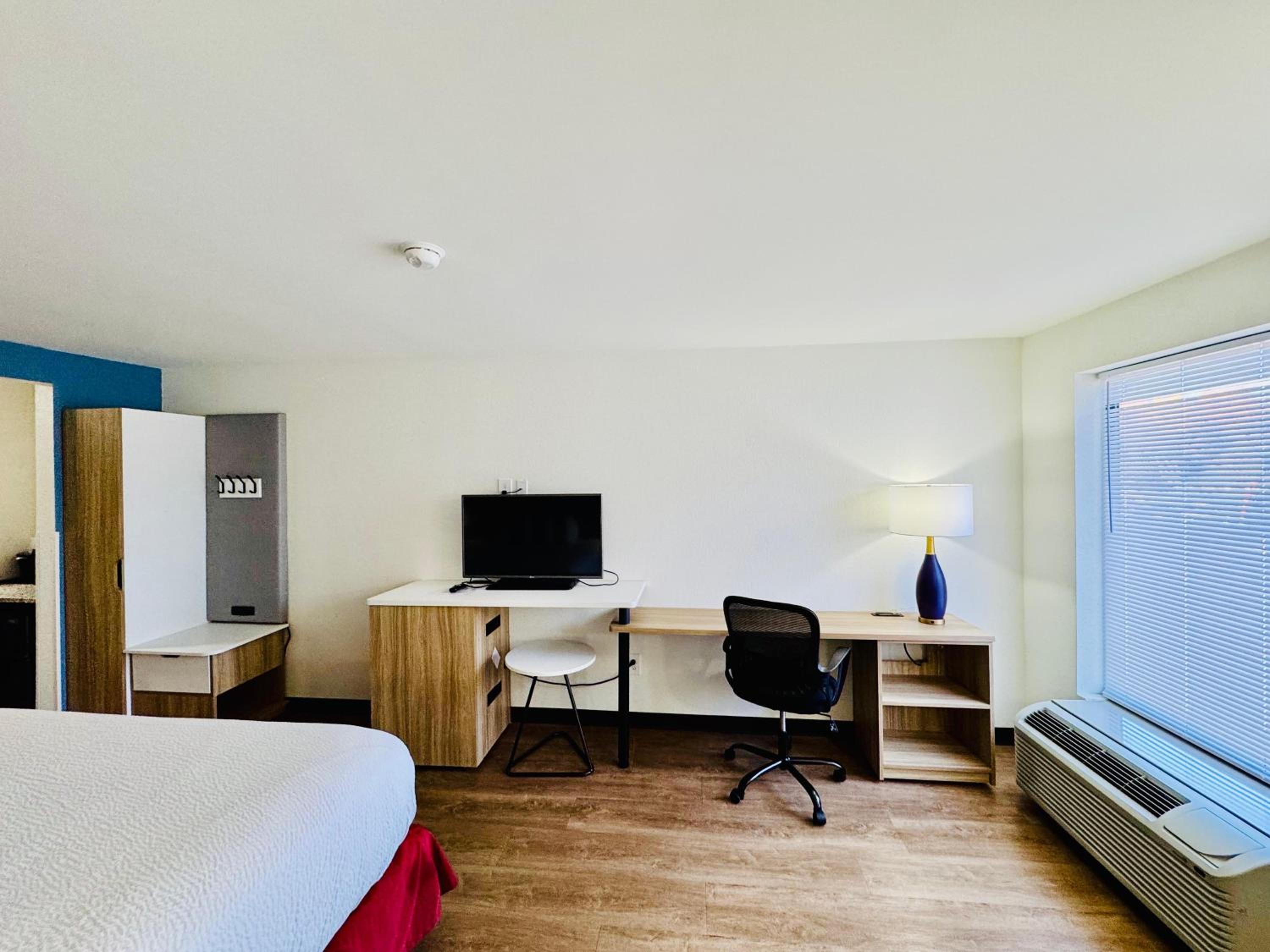 Фото Days Inn by Wyndham Manassas