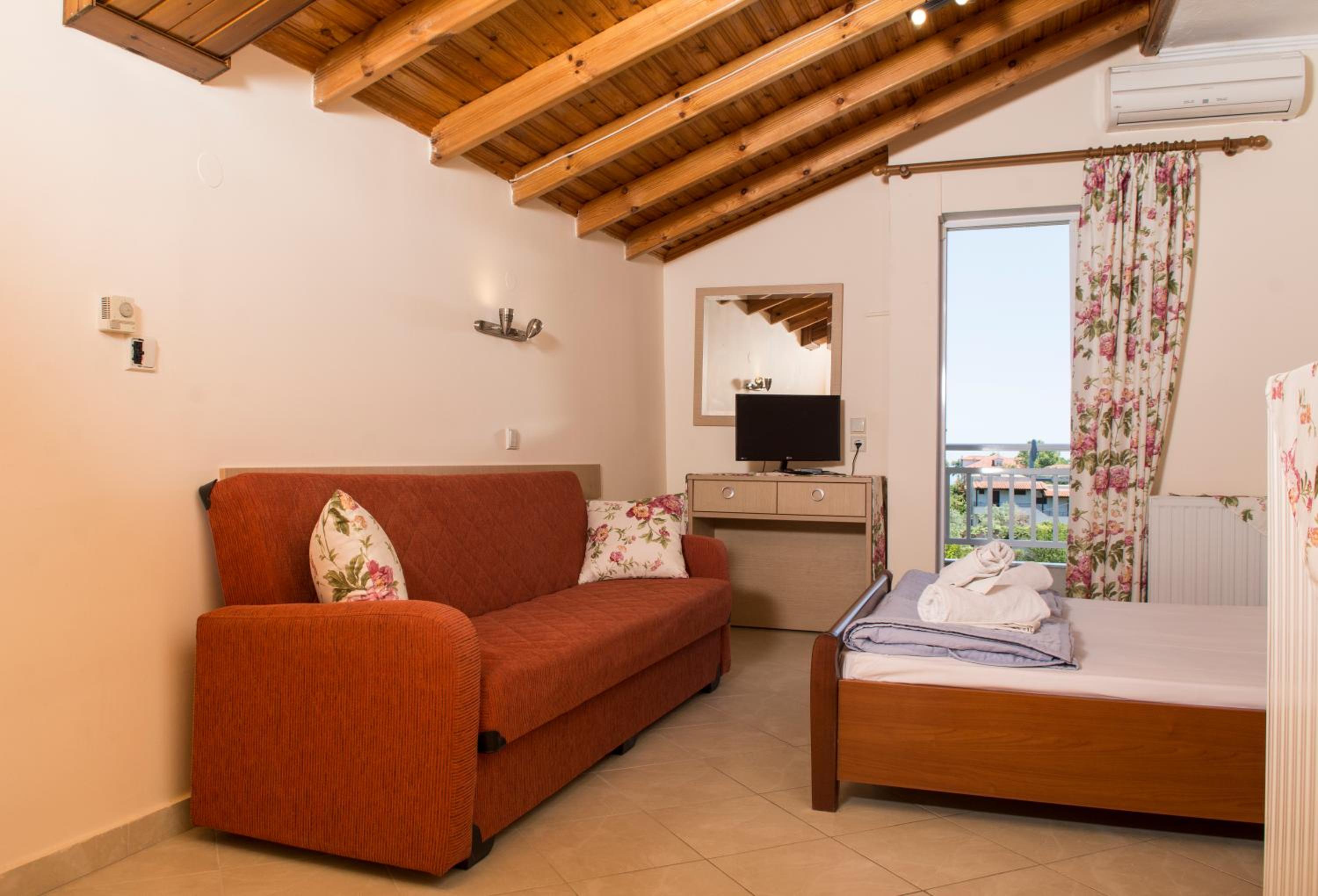 Фото Studios Pieria