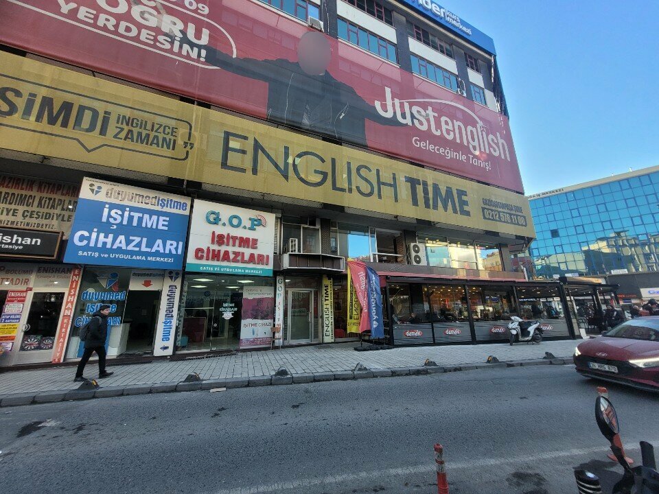 دورات لغة أجنبية Just English Language Schools Gaziosmanpasa ، اسطنبول، صورة