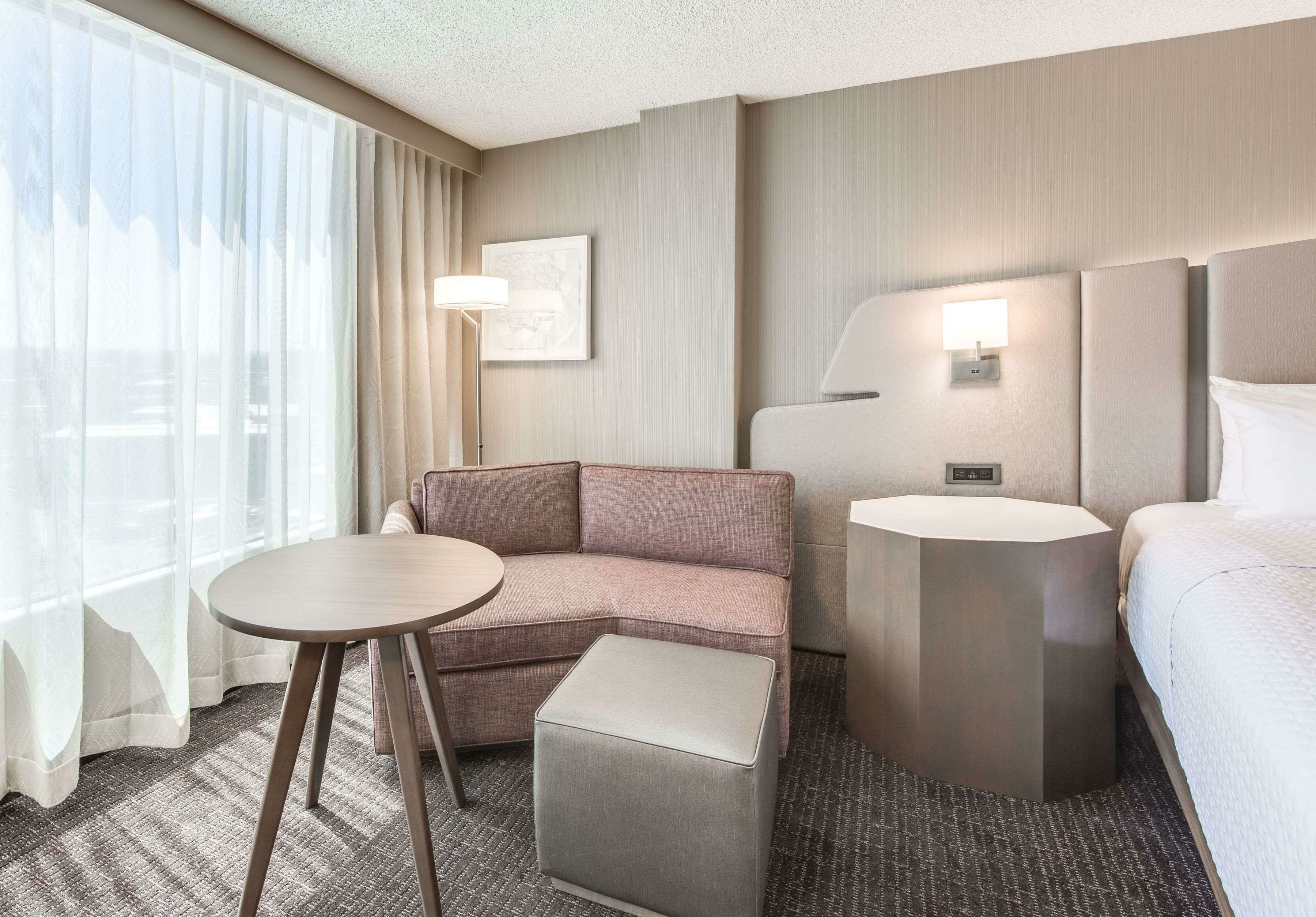 Фото Sonesta Denver Downtown