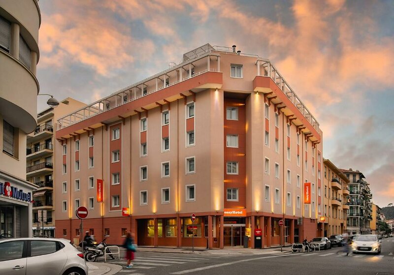 Гостиница EasyHotel Nice Palais des Congrès в Ницце