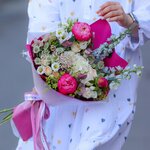 Funburg (Leninsky Avenue, 119), flowers and bouquets delivery