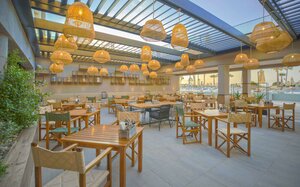 Гостиница Hilton Skanes Monastir Beach Resort
