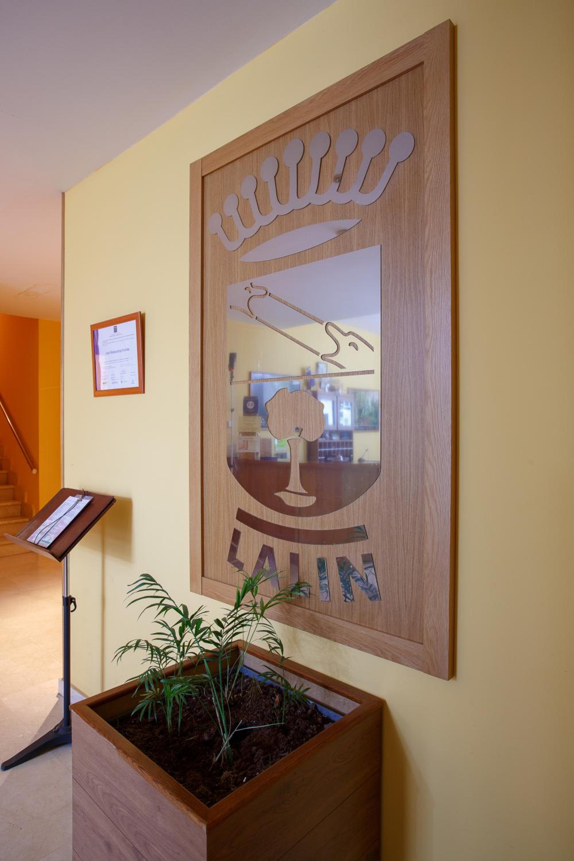 Фото Hotel Pontiñas