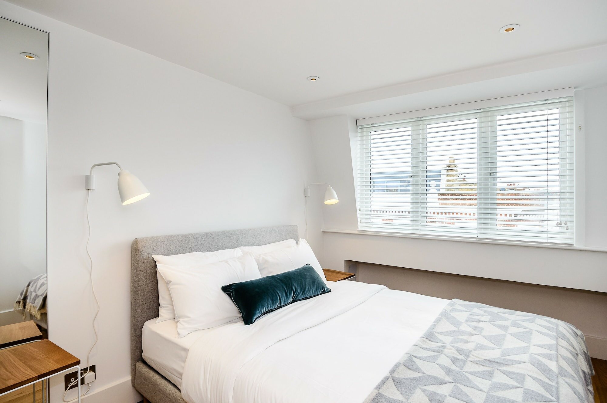 Фото Native Fulham