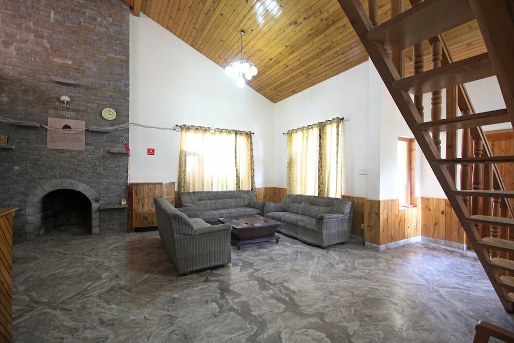 Фото Oyo 7579 Roo Cottage