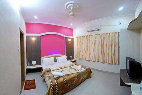 Гостиница Shanti's Hotel Sonai