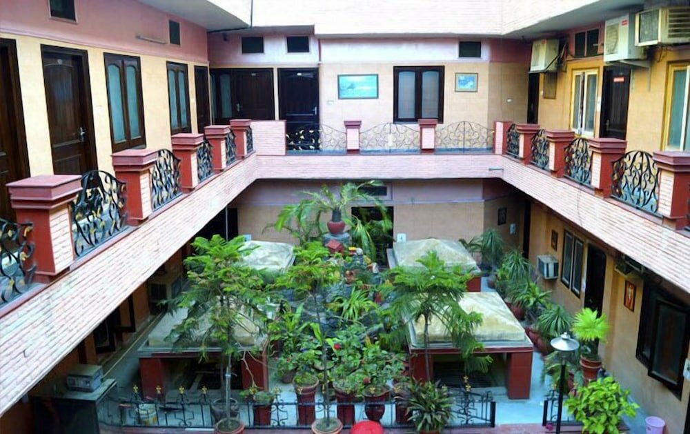 Фото Hotel Shiraz Continental