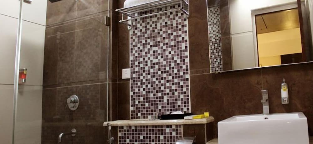 Фото Keys Select by Lemon Tree Hotels, Nestor, Mumbai