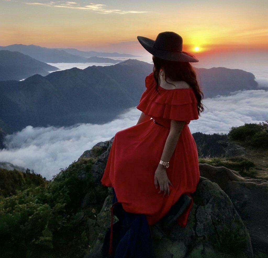 Travel agency Bat-Air Tourism, Batman, photo