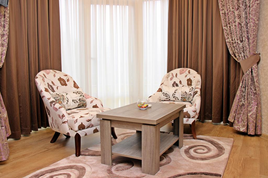 Фото Отель Monopoli Кутаиси