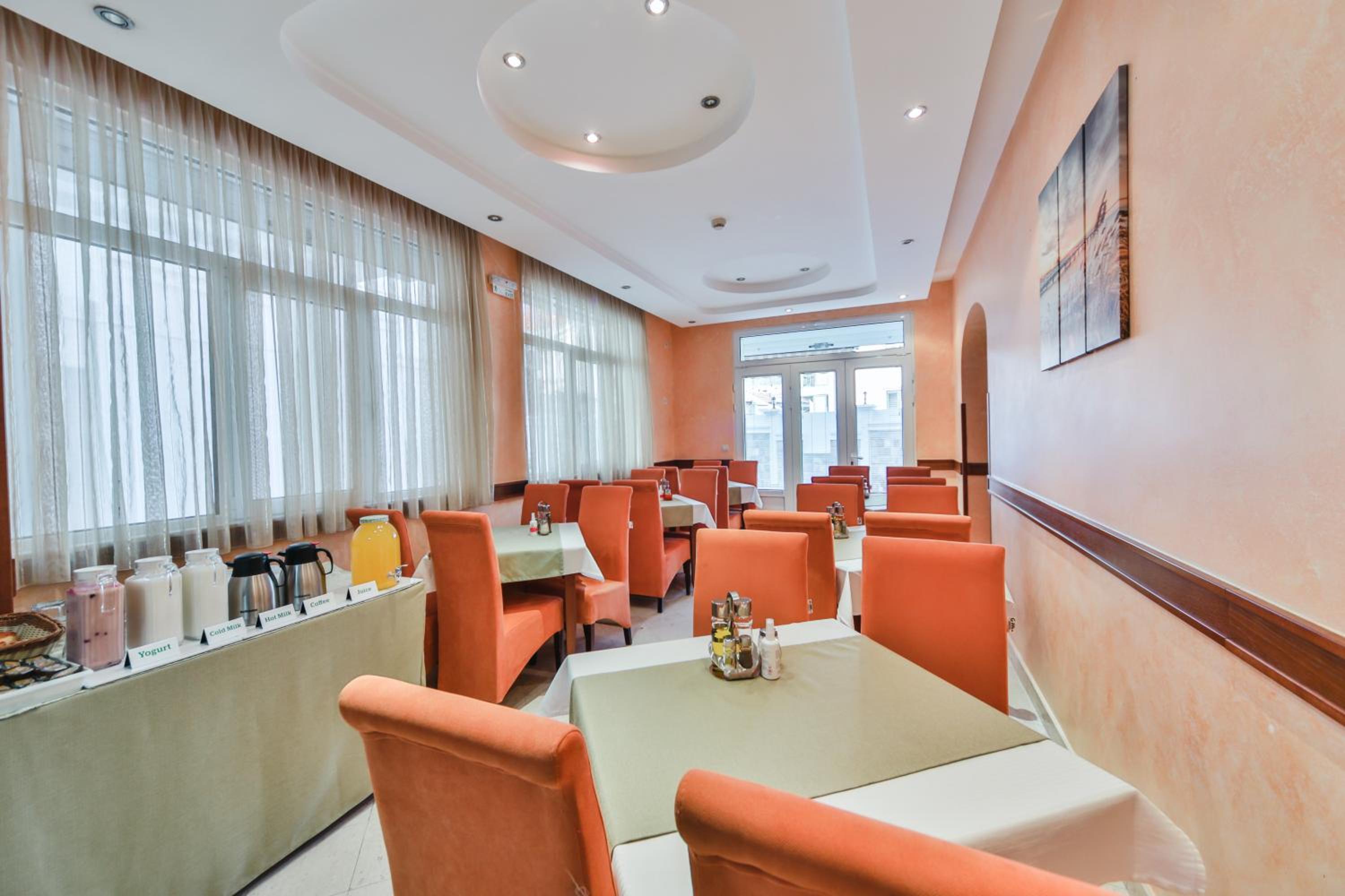 Фото Garni Hotel Koral