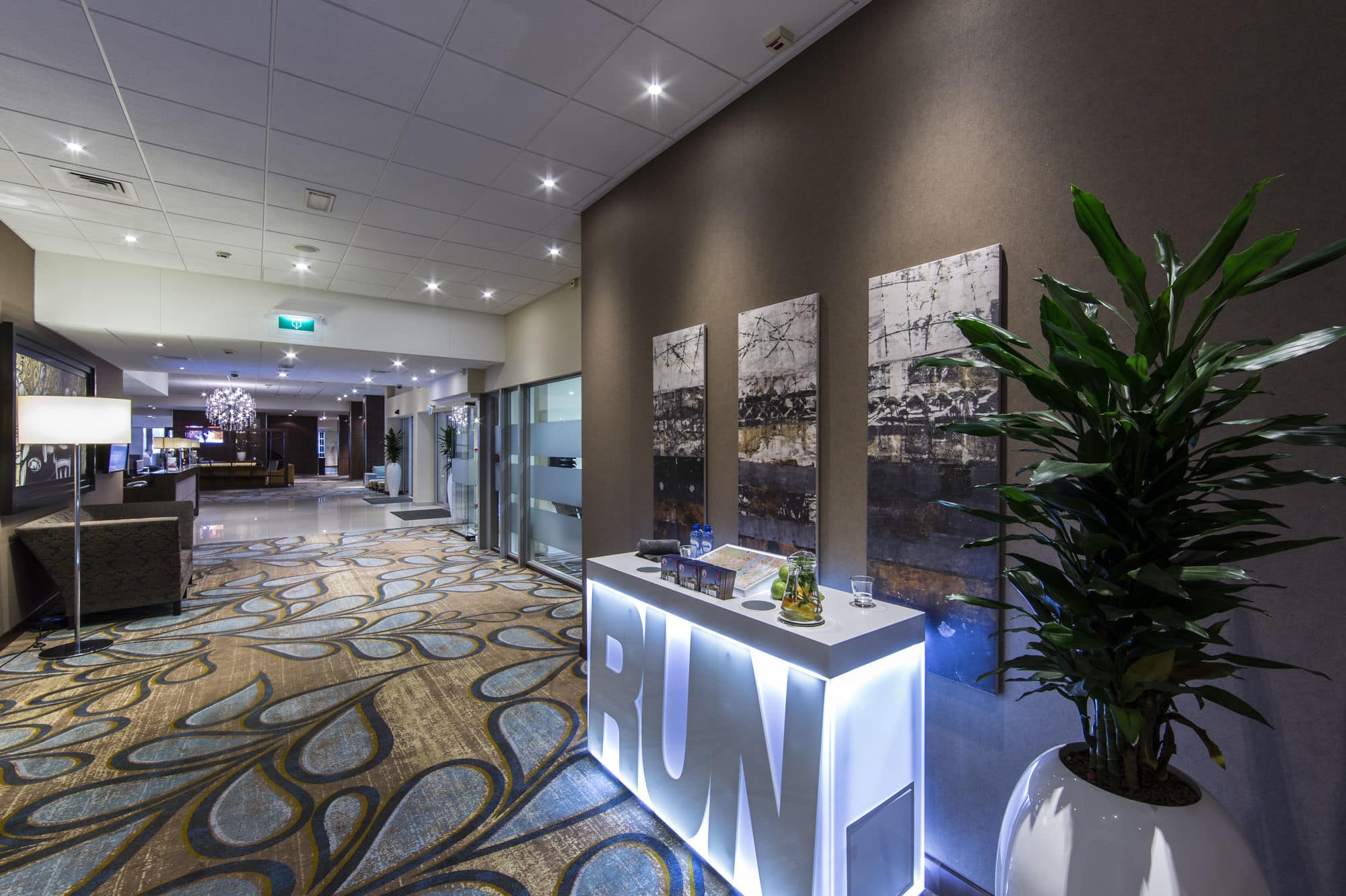 Фото Crowne Plaza Maastricht, an Ihg Hotel