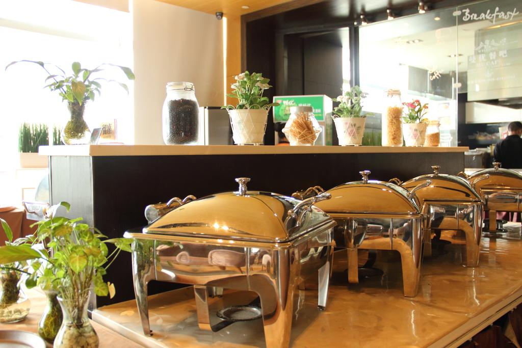 Фото Somerset Riverview Chengdu