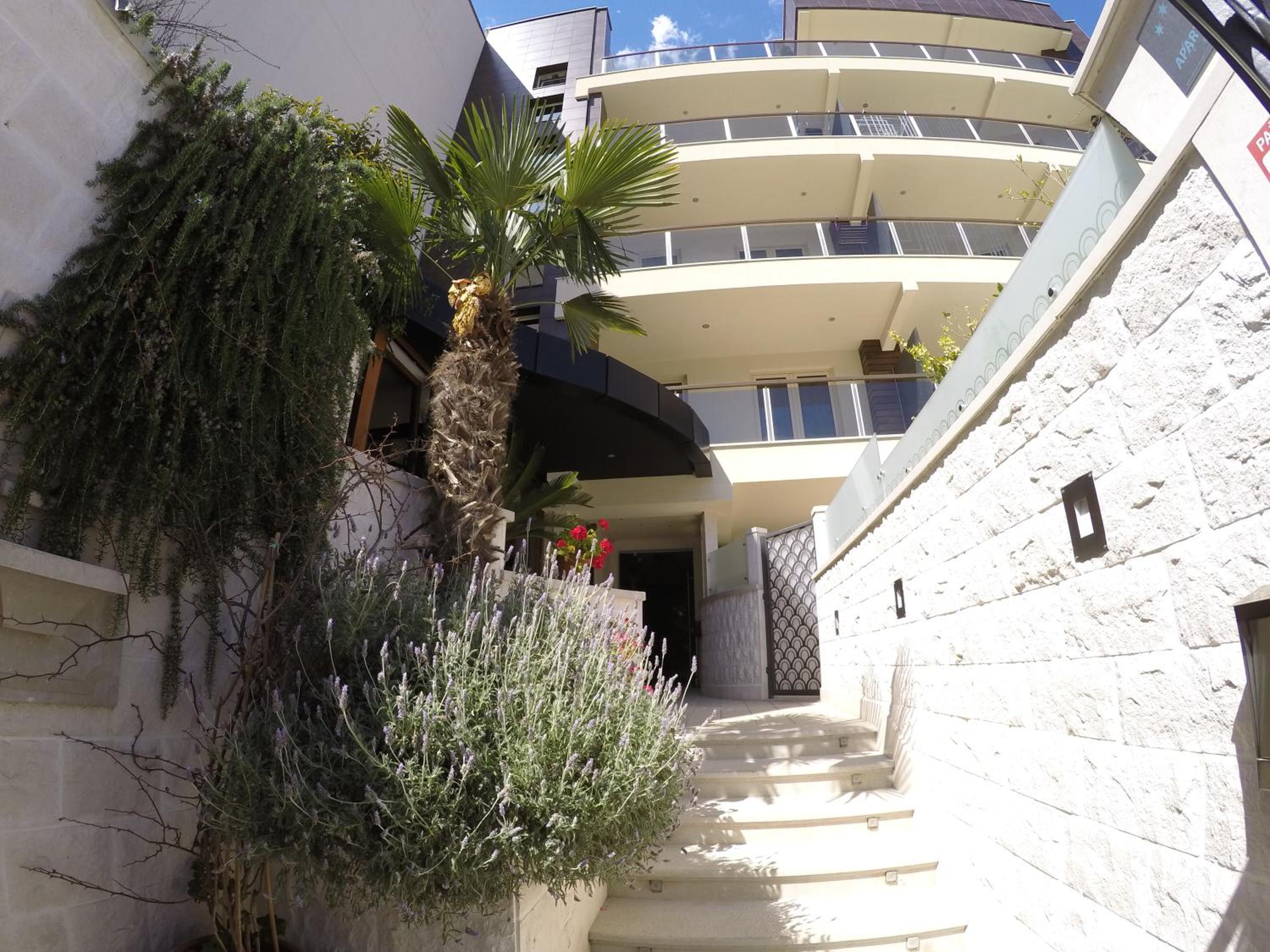 Фото Apartments M Palace