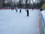 Ice rink (Mira Avenue, 110/2) ، حلبة التزلج على الجليد