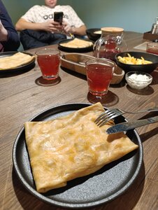 Burger&Blin (Kurovskoe, Vokzalnaya Street, 7) ، مقهى