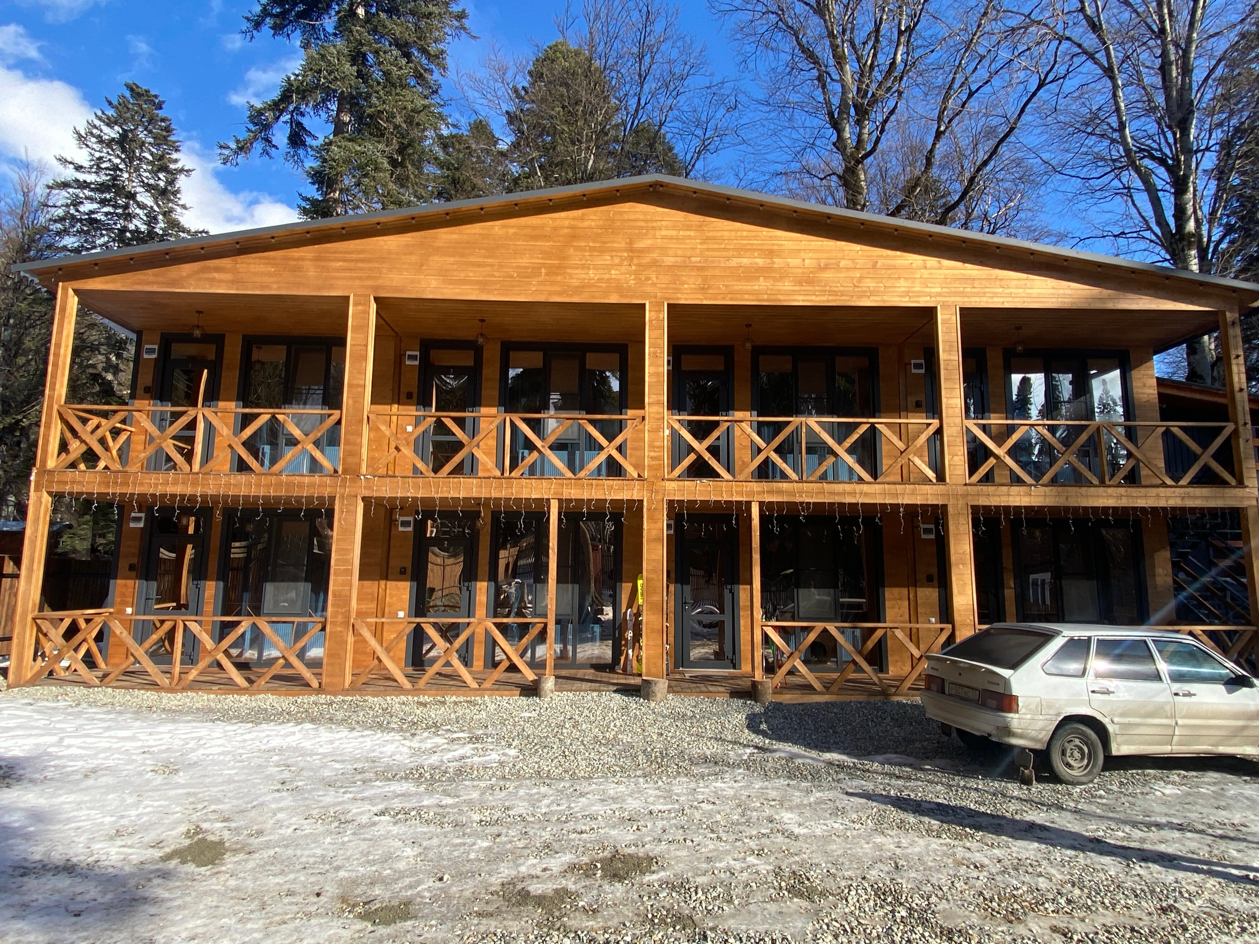 Фото отеля 2