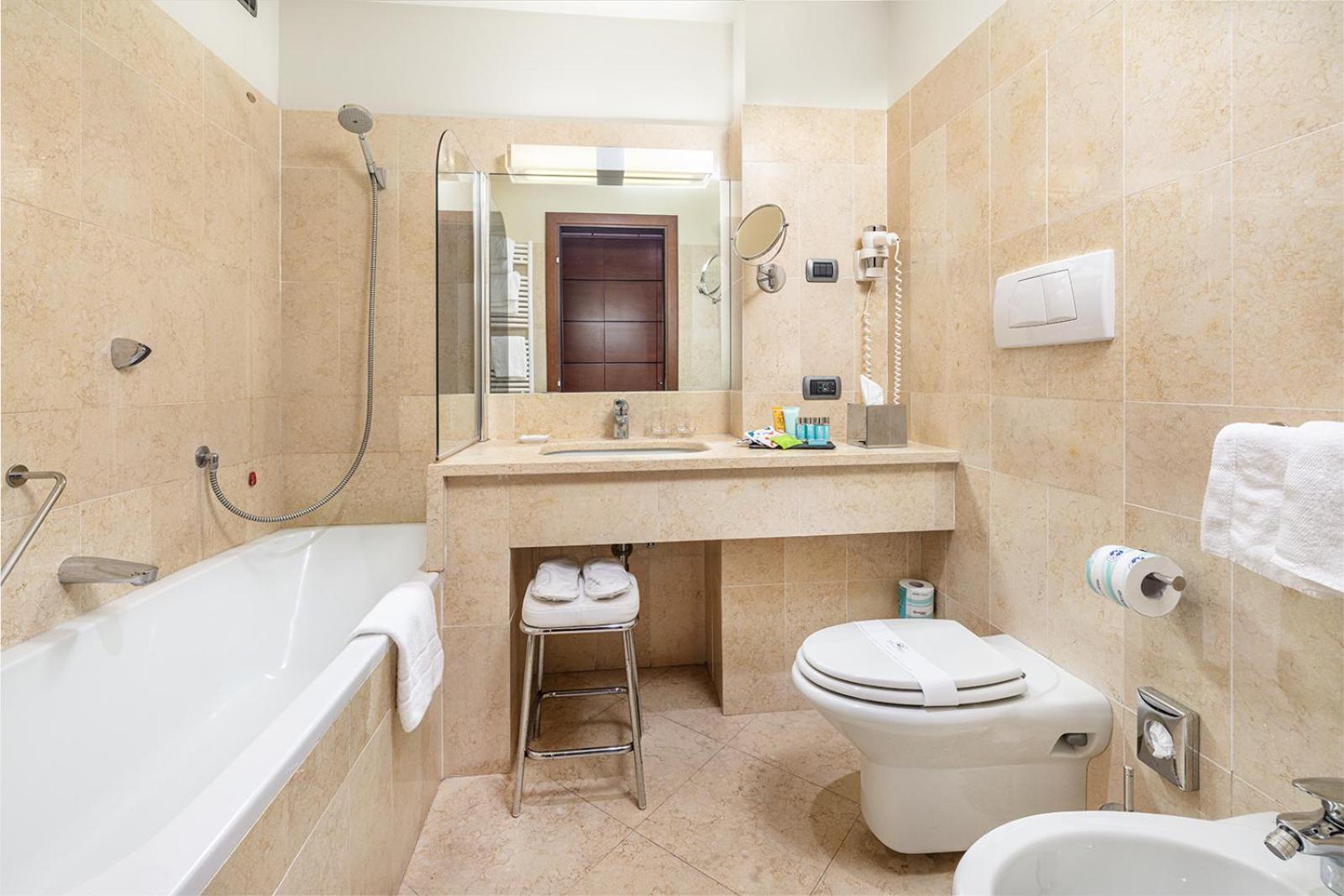 Фото Hotel Rossini Al Teatro