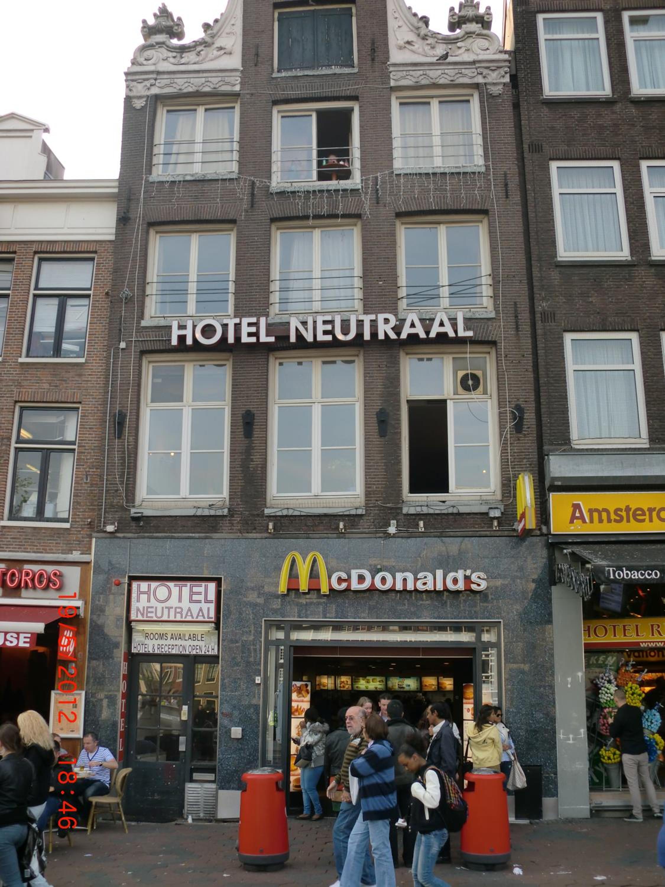Фото Hotel Neutraal