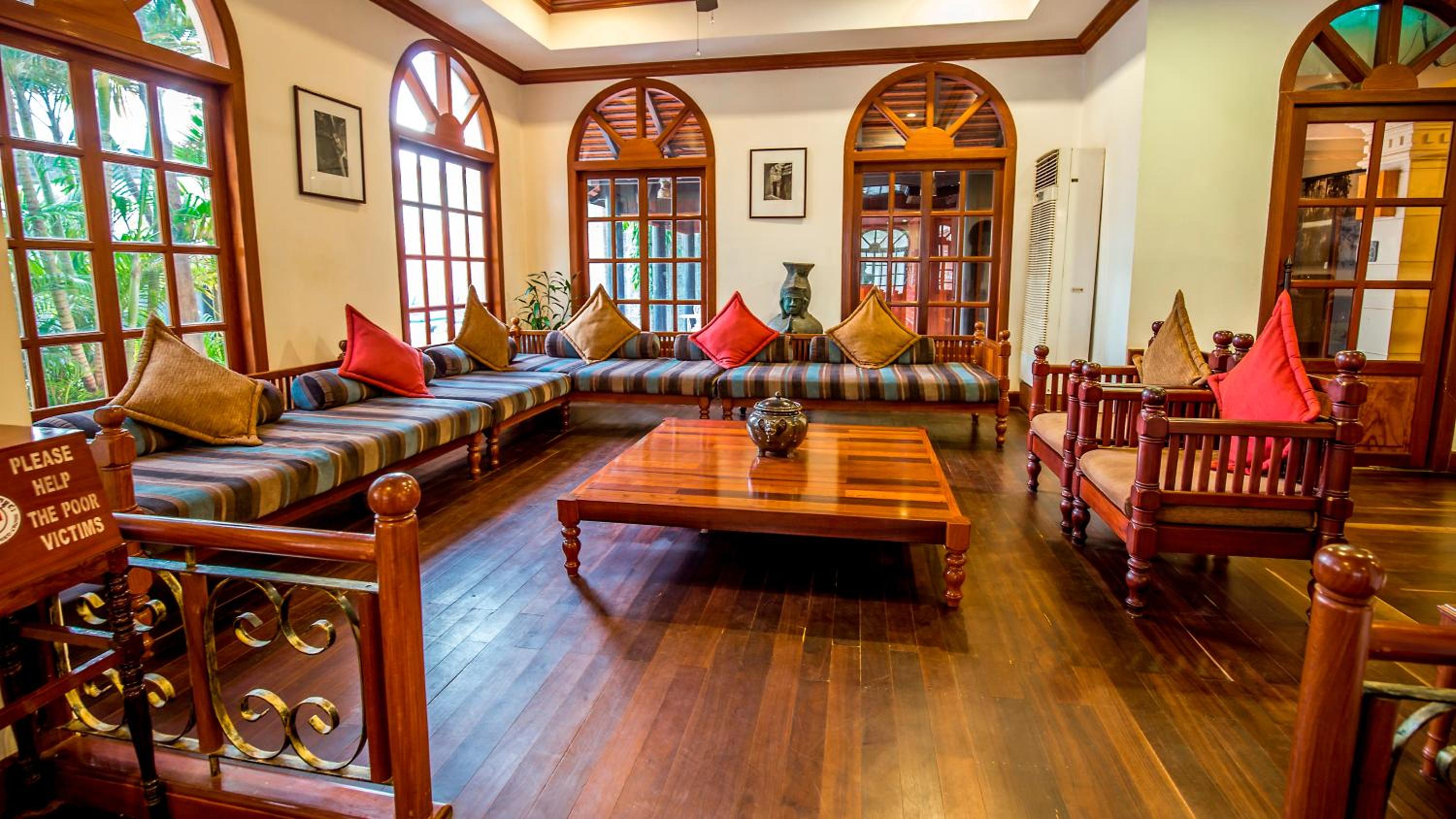 Фото Royal Crown Hotel & SPA