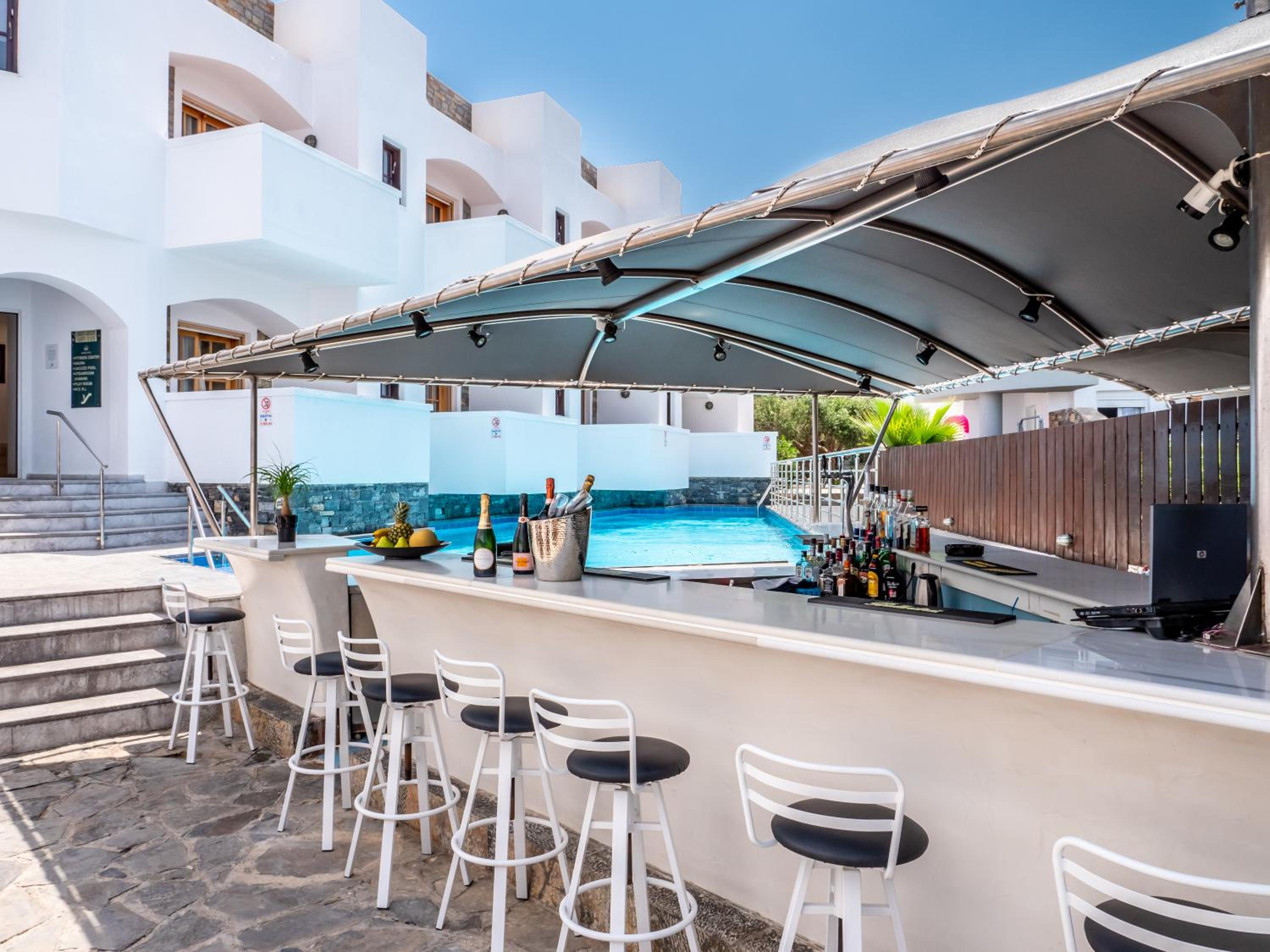 Фото Elounda Alikes Suites & Studios