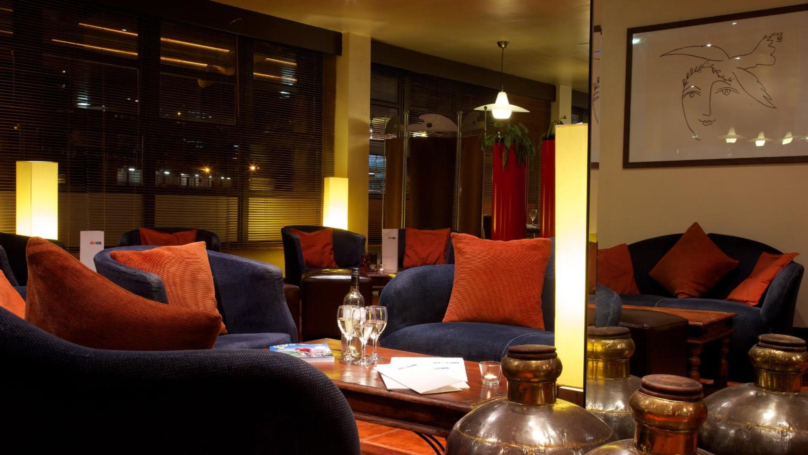 Фото Oyo Flagship Sheffield City Centre