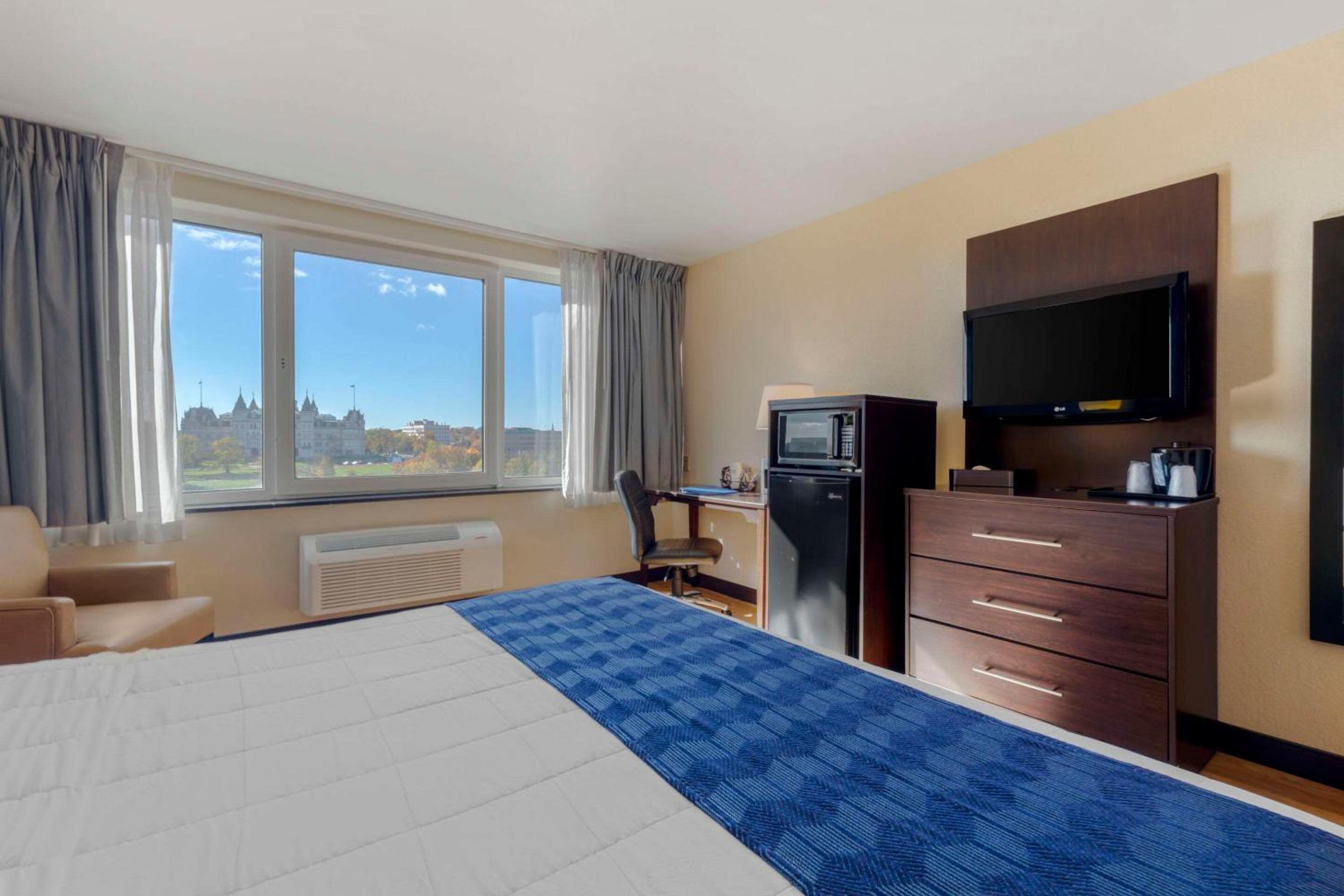 Фото The Capitol Hotel, Ascend Hotel Collection