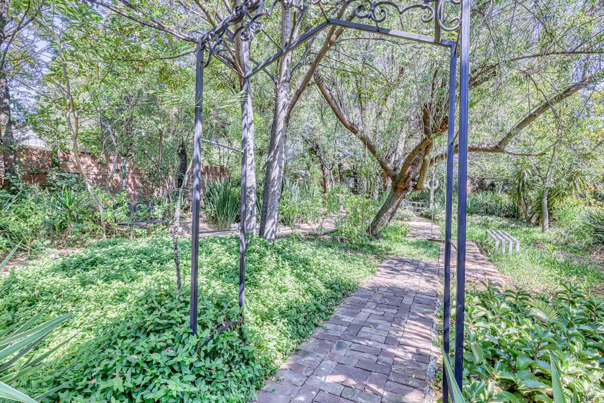 Фото Bedford Manor