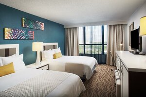 Гостиница Wyndham Lake Buena Vista Disney Springs® Resort Area
