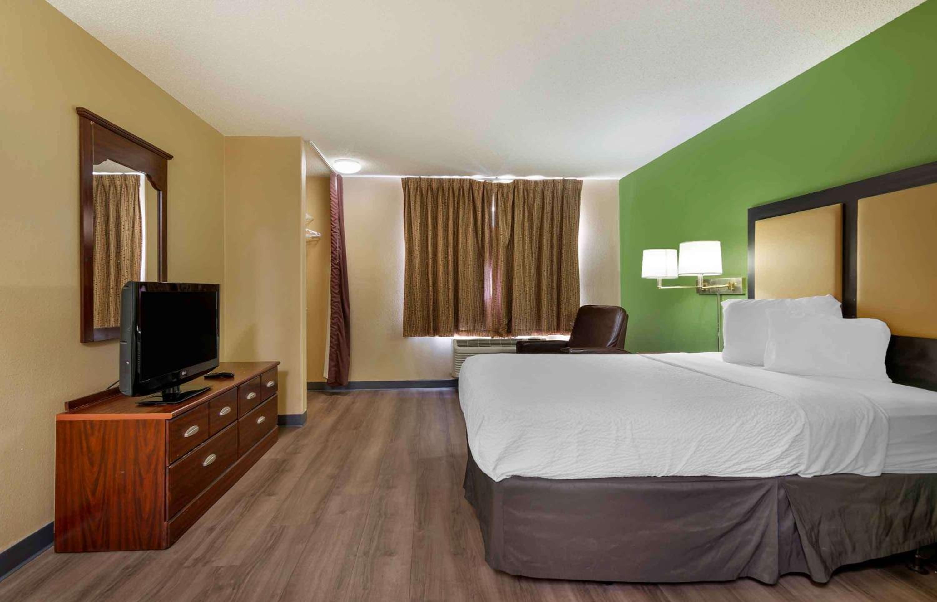 Фото Extended Stay America Suites Kansas City South
