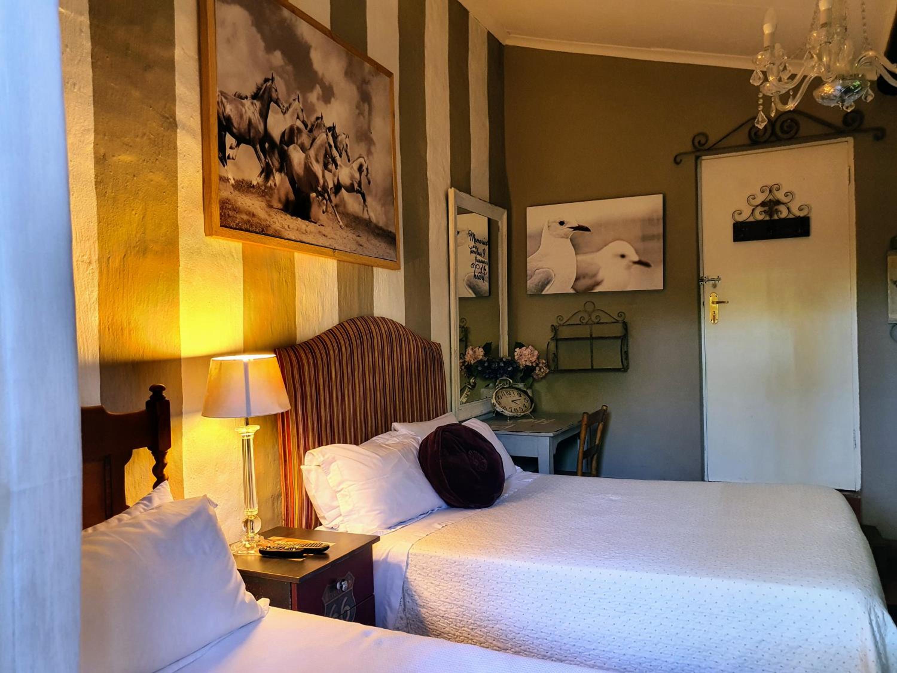 Фото Waterhouse Guest Lodges 295 Indus Street