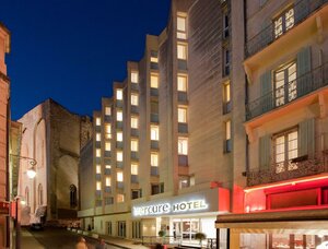 отель Mercure Avignon Centre Palais des Papes Hotel