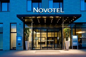 Гостиница Novotel Hamburg City Alster