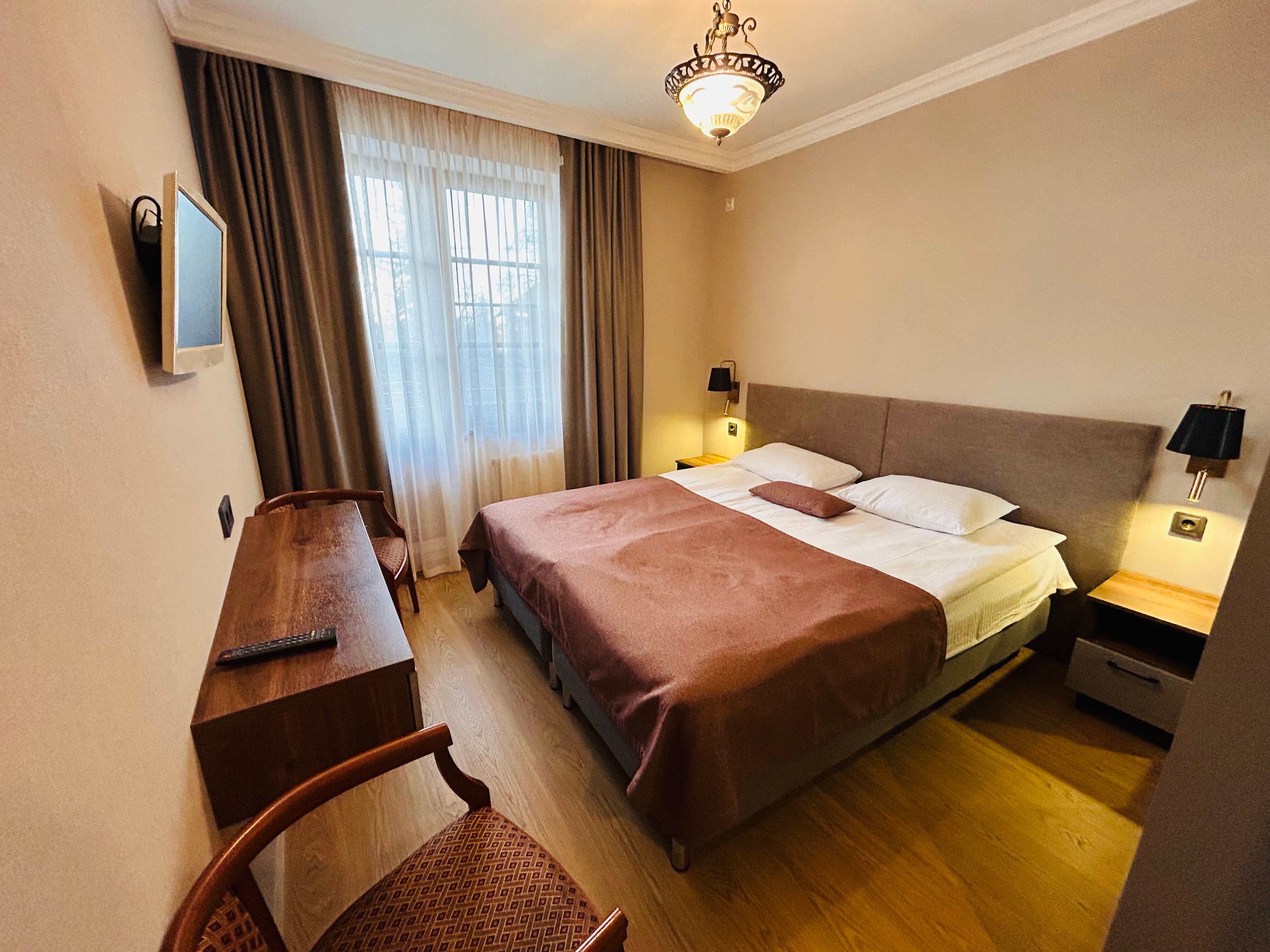 Фото отеля 2