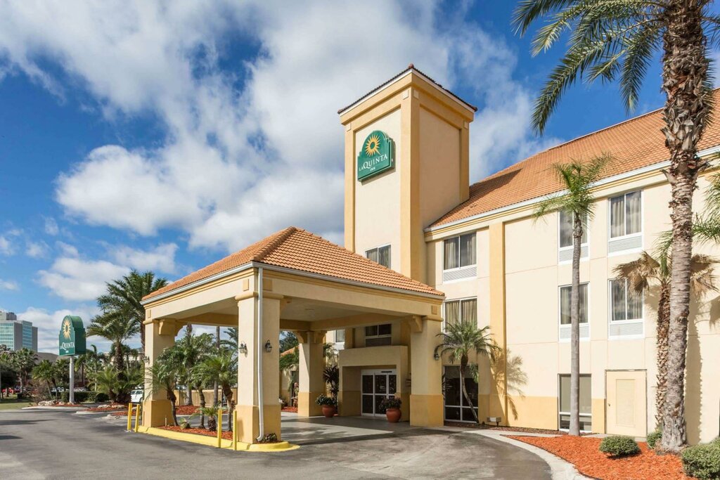 Hotel La Quinta Inn & Suites by Wyndham Orlando Universal area, Orlando, photo